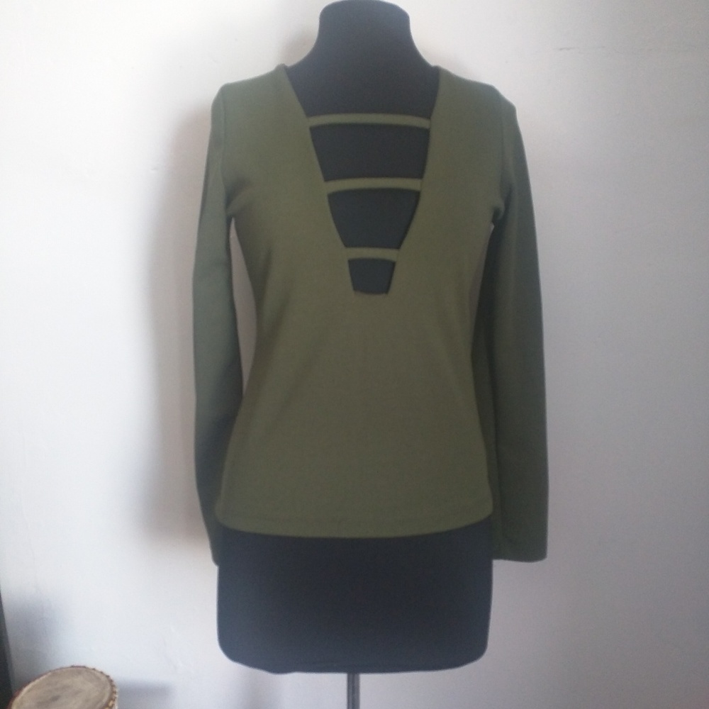 Top Chic Olive shirt